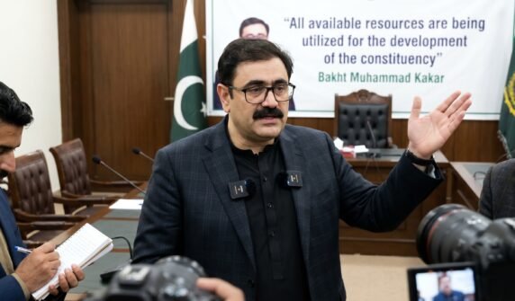 حلقے کی ترقی کے لیے تمام دستیاب وسائل بروئے کار لائے جا رہے ہیں' بخت محمد کاکڑ