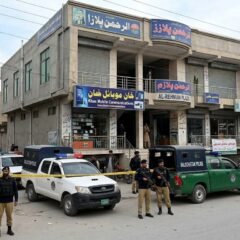 کوئٹہ کے غلزئی روڈ پر فائرنگ، پانچ افراد زخمی، مسلح ملزم پلازے کے اندر محصور